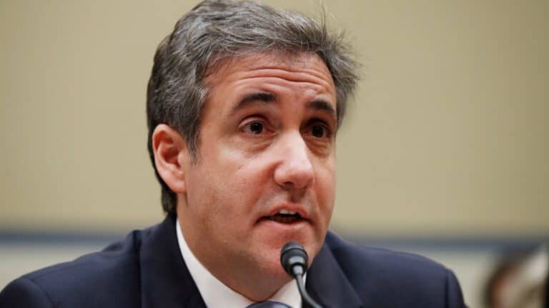 Michael Cohen releases explosive foreword for his Trump tell-all book.