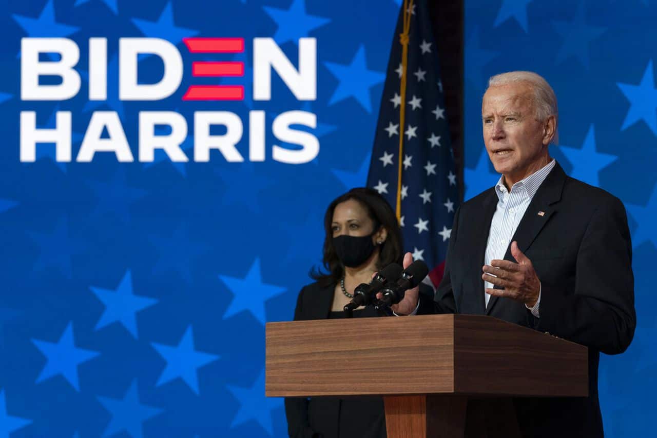 Joe Biden defeats incumbent Donald Trump.