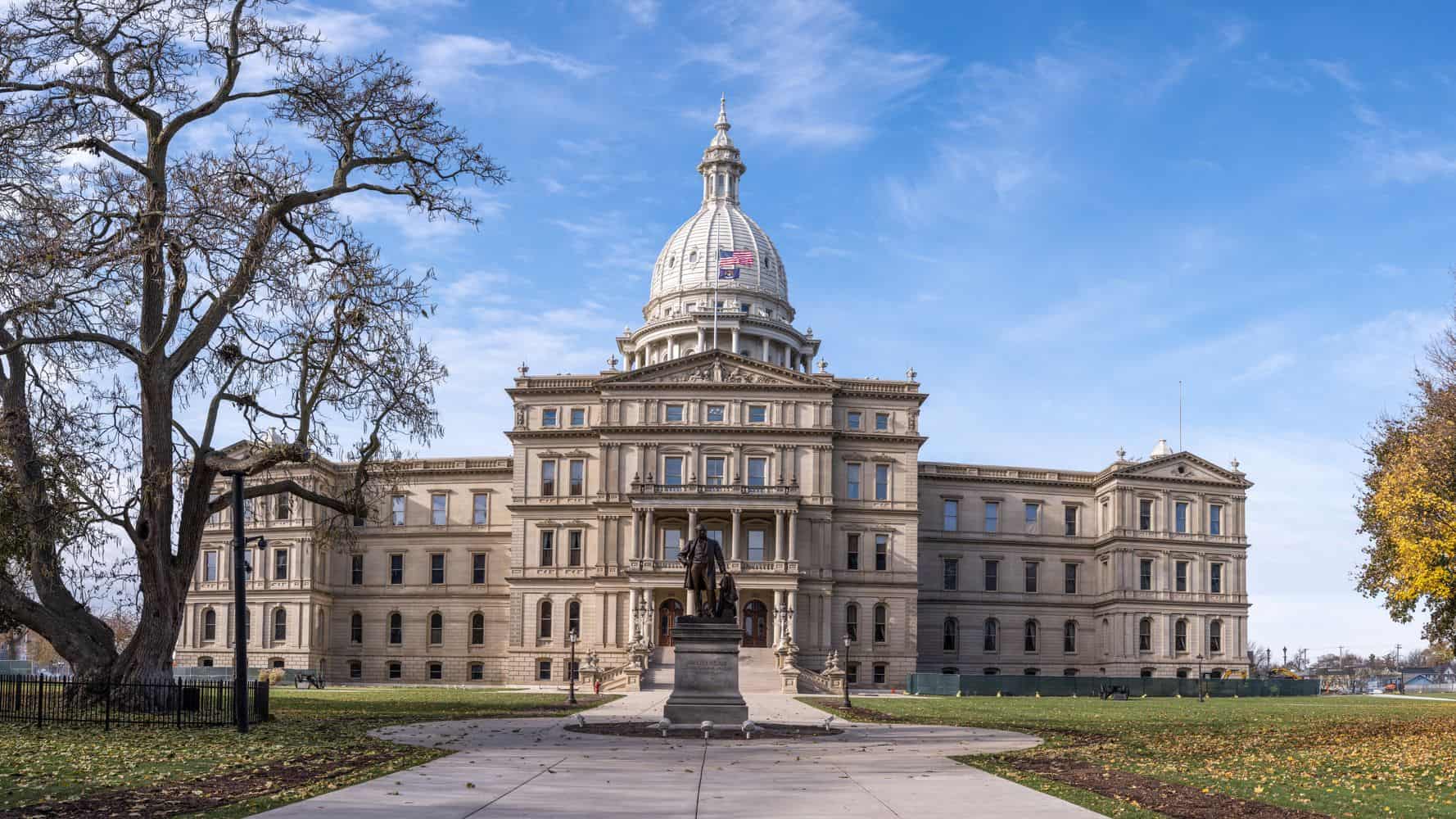 Michigan legislative offices close on Monday the to “credible threats of violence.”