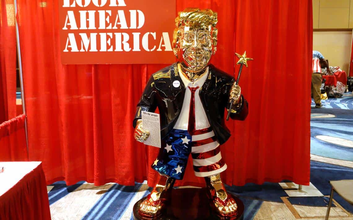 Artist who created the golden Trump statue saw all the pieces mocking Trump and said, "I can do better."