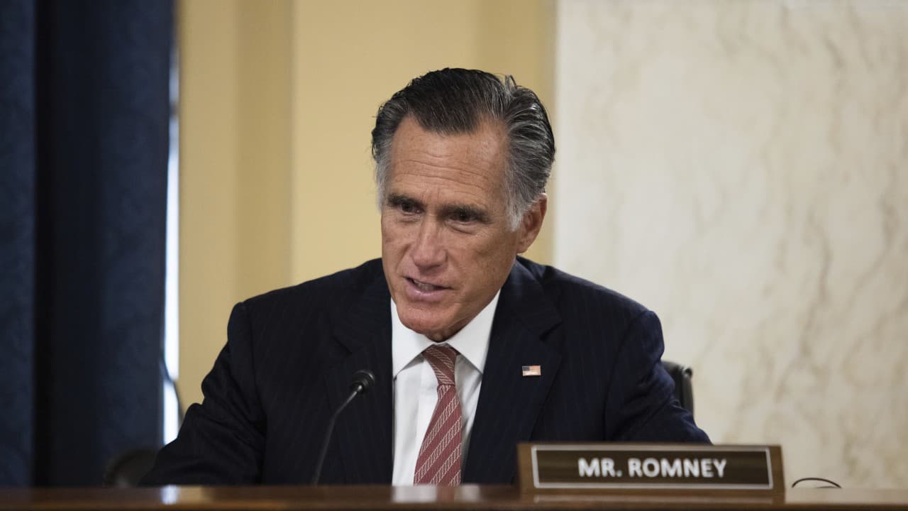 Utah GOP dismiss attempts by some in their party to censure Mitt Romney: "There is power in our differences"