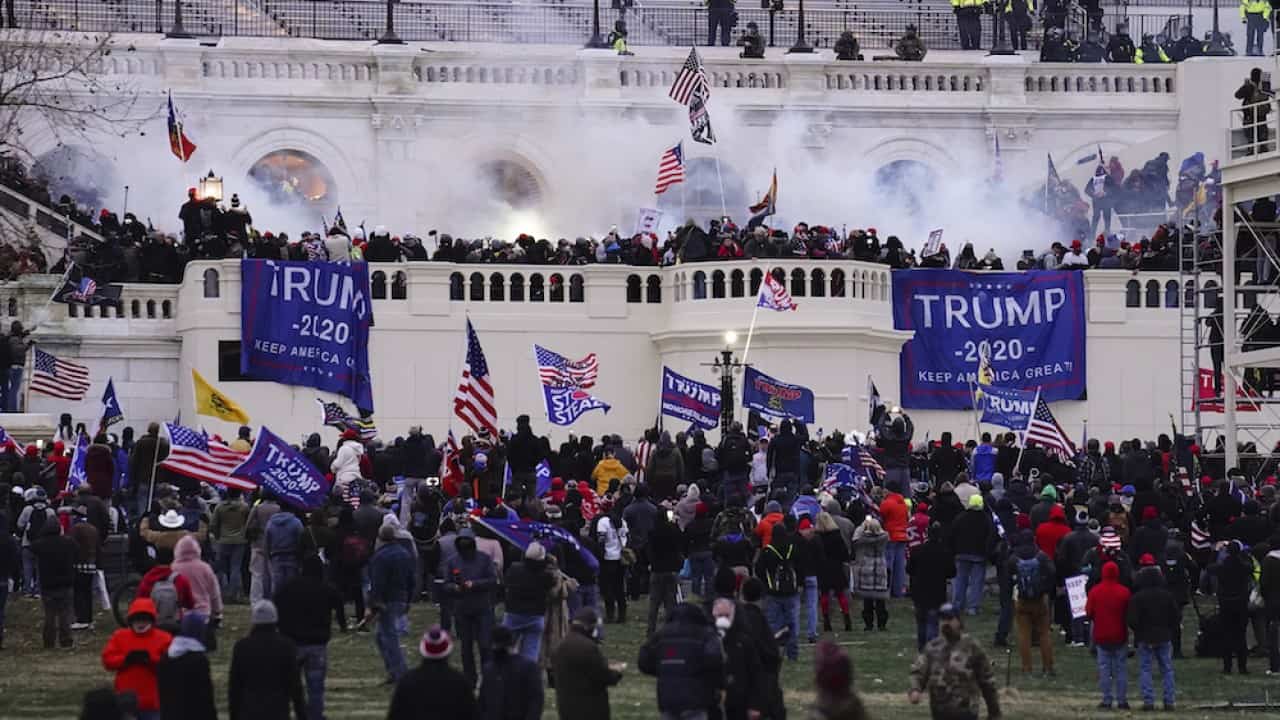 DEA agent who joined the mob of Trump supporters outside the Capitol on Jan. 6, suspended.