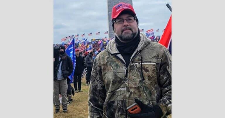 Capitol rioter who brags about assaulting police dressed as Antifa, released from jail.