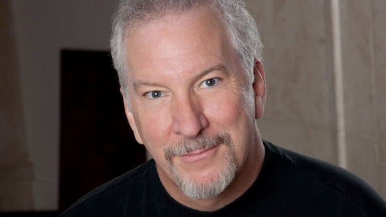 Phil Valentine, conservative radio host who regretted vaccine hesitancy, dies after battle with COVID.