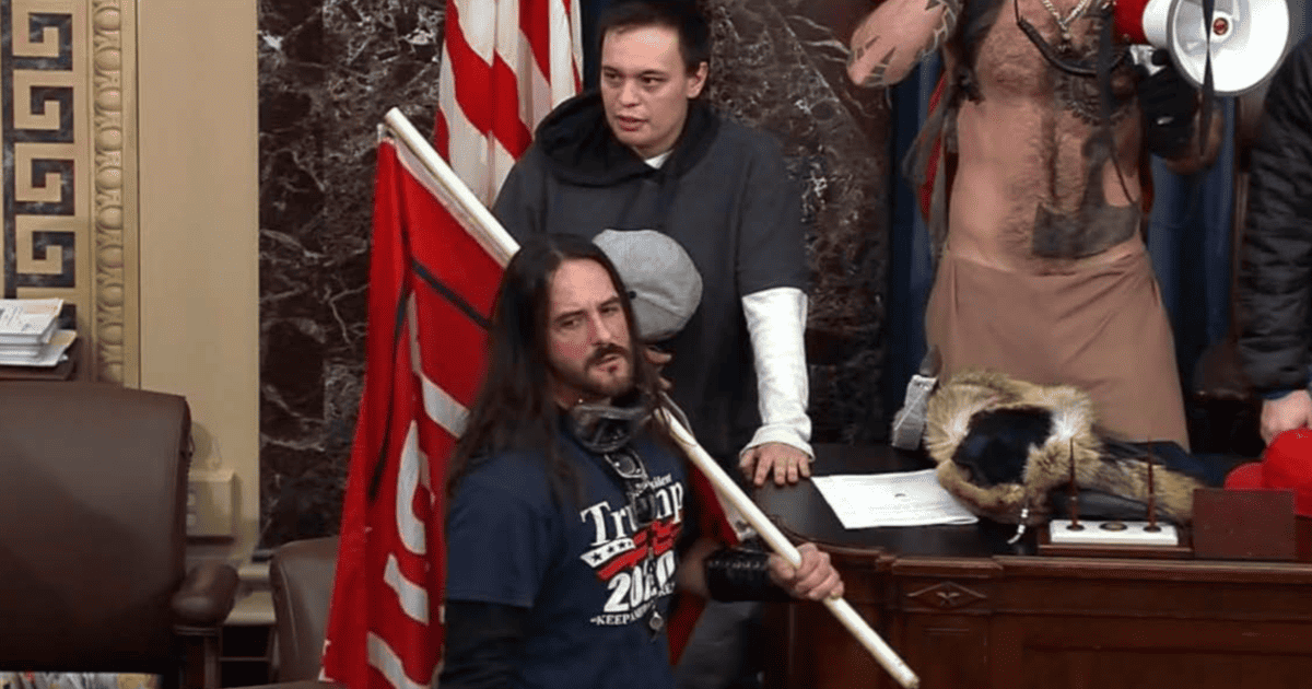 First Capitol rioter to plead guilty to a felony, wants to take it back: Report.