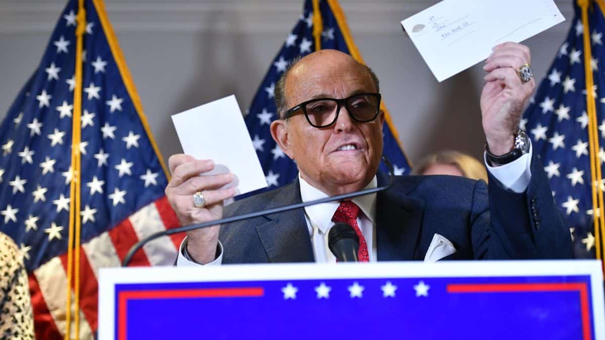 Giuliani: 'It's not my job to go out and investigate every piece of evidence'