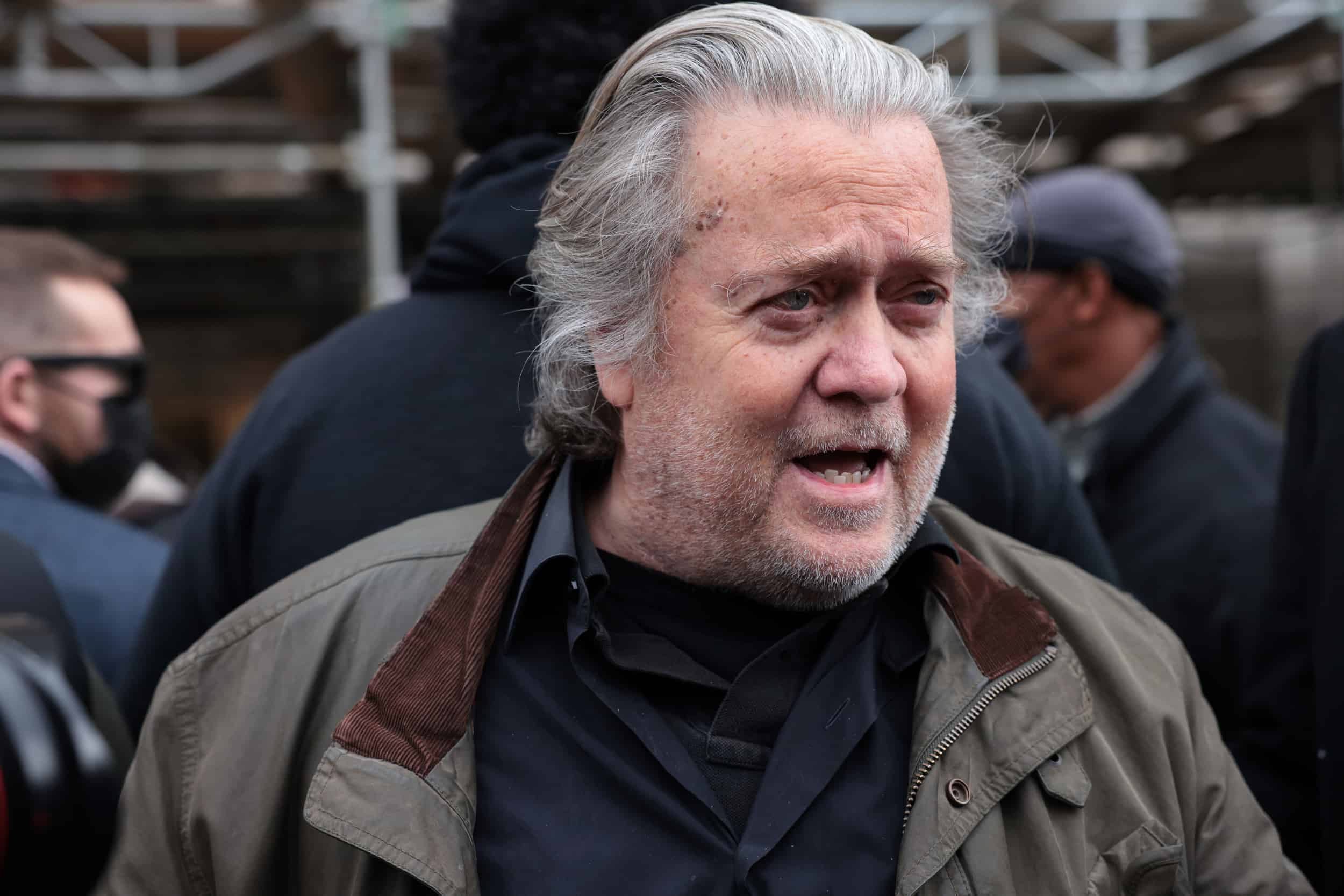 Steve Bannon expected to surrender to New York prosecutors Thursday: Report.