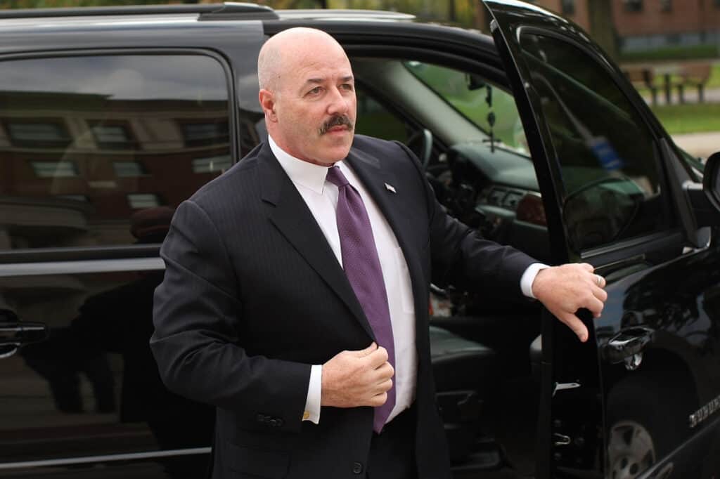 Key Trump adviser Bernard Kerik hands Jan. 6 panel trove of documents: Report.