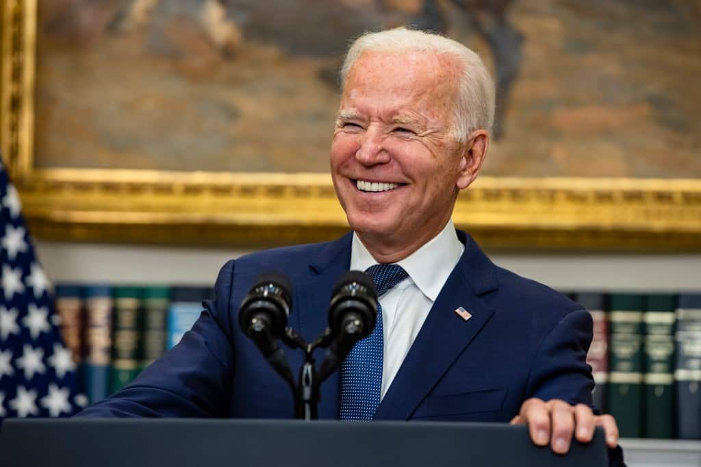 Joe Biden wins South Carolina Democratic primary