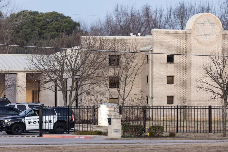 Texas synagogue hostage-taker demanded the release of convicted terrorist 'Lady Al Qaeda' during 10-hour standoff: Report.