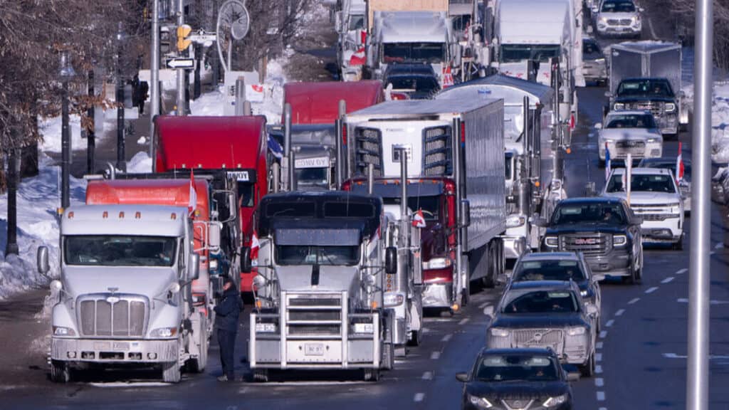 Convoy leader tells truckers to ‘flood 911’ with calls after Beltway drivers give them the finger.