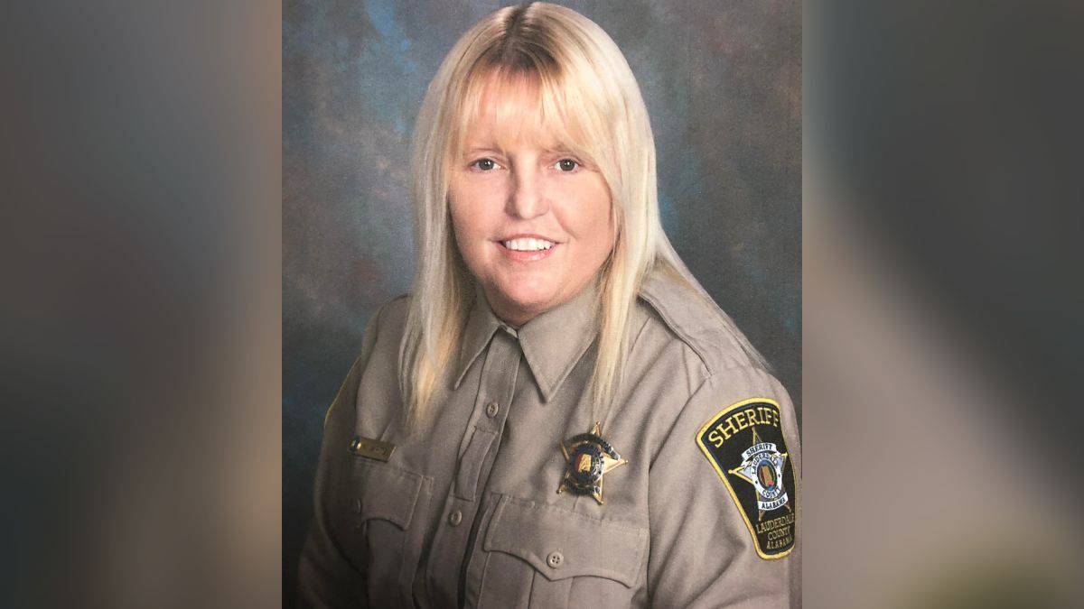 Former Alabama corrections officer Vicky White dies from self-inflicted gunshot wound.