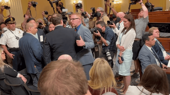 Capitol rioter apologizes to cops who defended the Capitol at Jan. 6 hearing