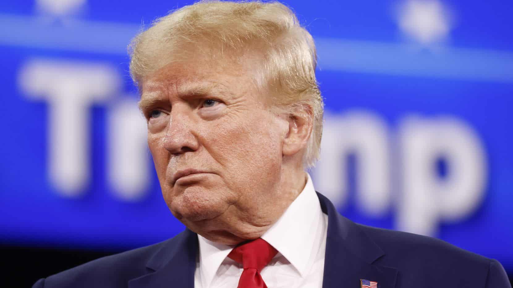 Special master calls for extra help to review documents seized at Mar-a-Lago that could cost Trump $500 per hour.