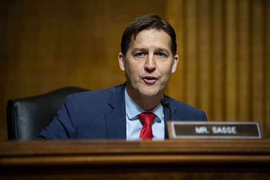 GOP Sen. Ben Sasse to resign from Congress.