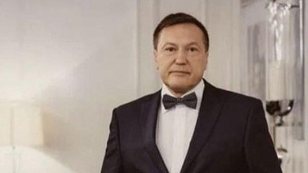 Russian tycoon dies after falling from a hotel window in India.