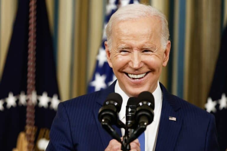 Newsmax host attacks Biden for not  knowing that “Africa was a country”.