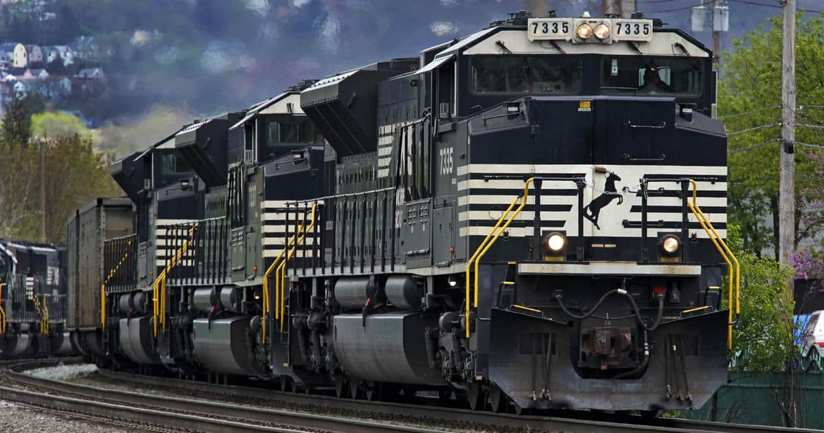 Another Norfolk train derails in North Carolina