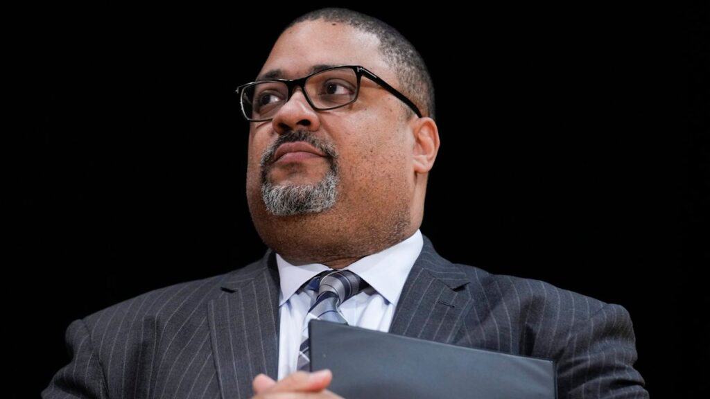 Bragg fires back at House GOP over subpoena for ex NY prosecutor
