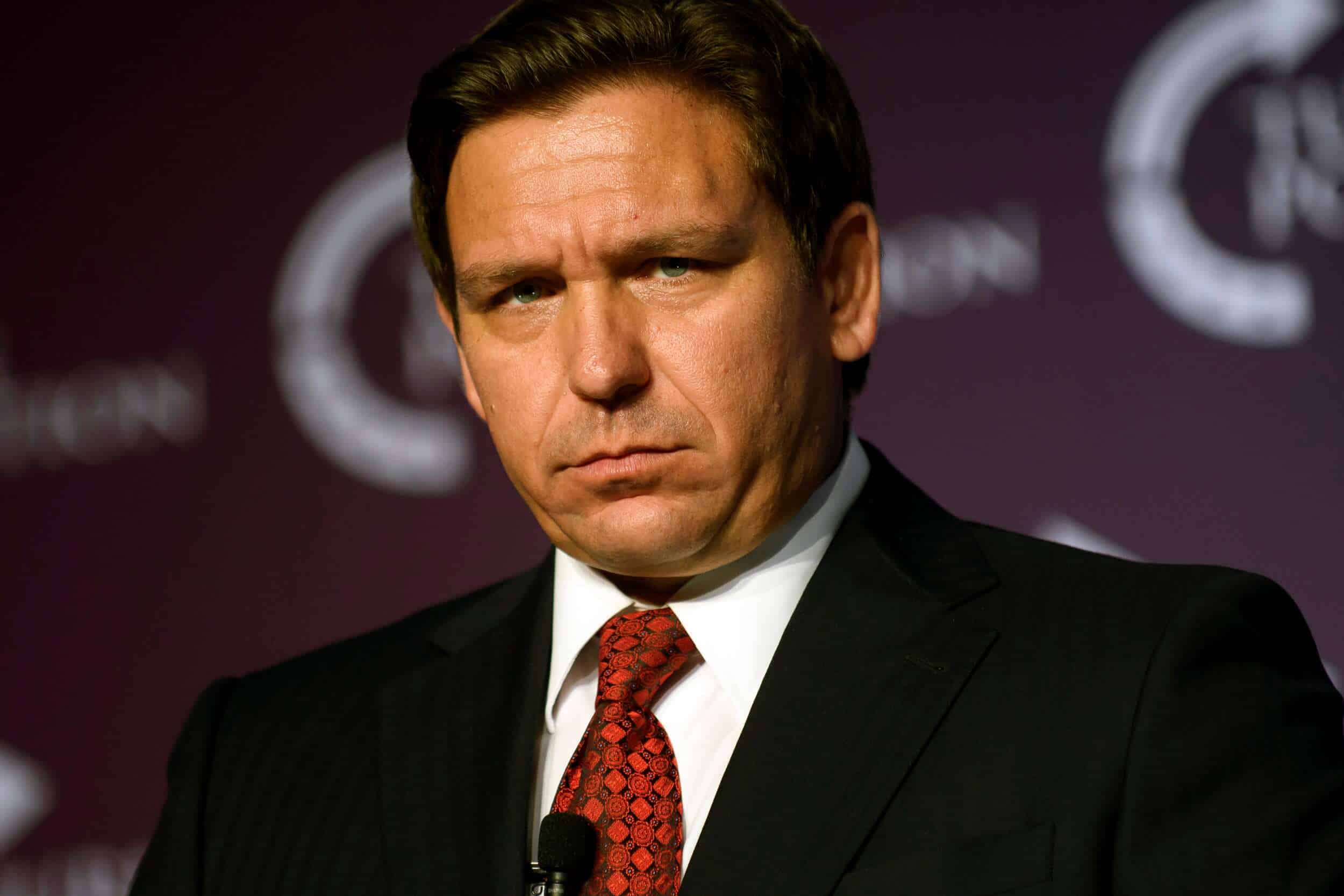 Ron DeSantis height: Does he wear lifts in his cowboy boots to appear ...