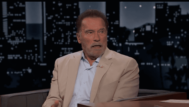 Schwarzenegger says Trump weighs 'more like 315' pounds, advises him to 'run around your cell three times’ to lose weight.