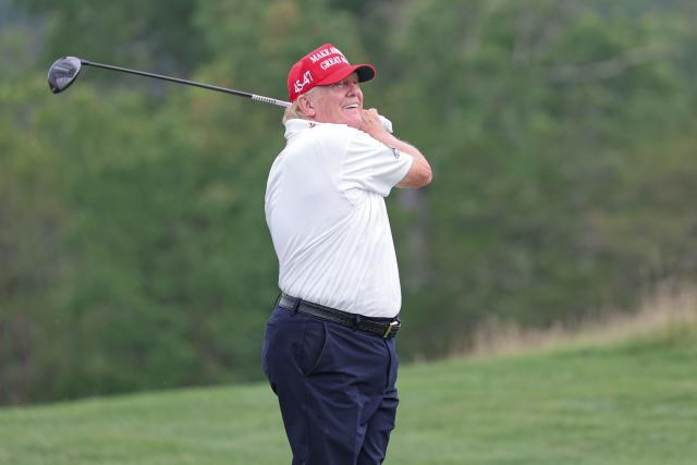 Trump might lose liquor at New Jersey golf courses due to felony conviction.