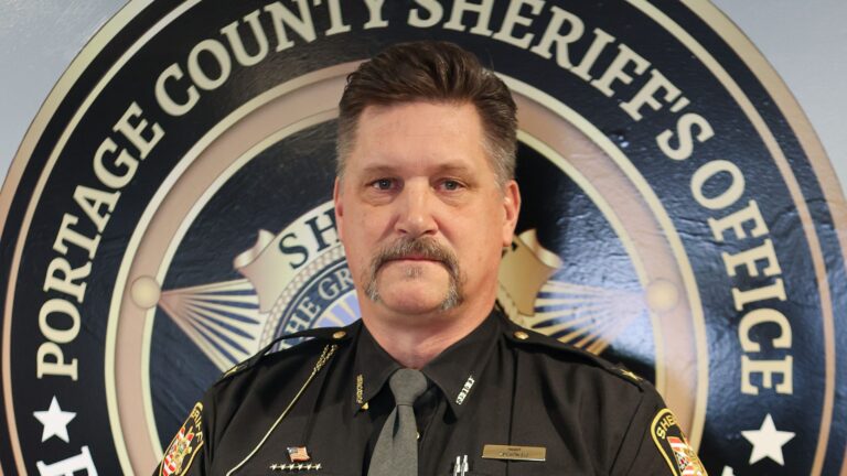 Ohio sheriff encourages residents to ‘write down the addresses’ of Kamala Harris supporters.