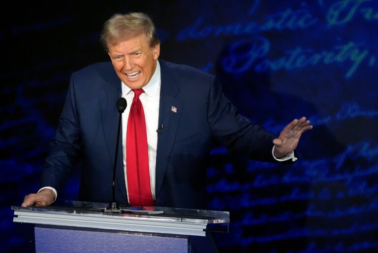 Republicans react to Trump’s debate performance: “She’s mopping the floor with him.”