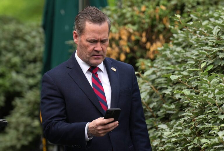 Mike Waltz caught using Signal during cabinet meeting one day before be was fired as NSA.